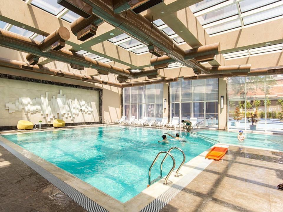 Mac Hotel Vazo Kule Istanboel Buitenkant foto