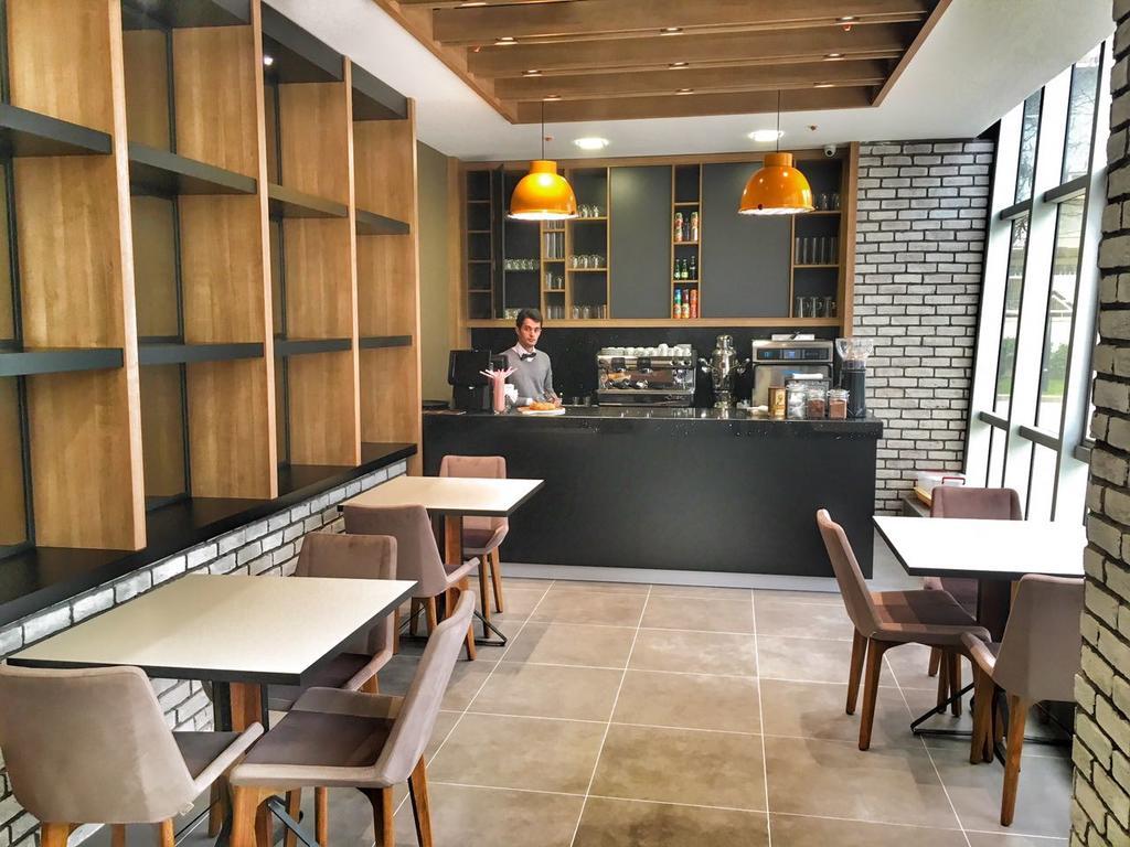 Mac Hotel Vazo Kule Istanboel Buitenkant foto