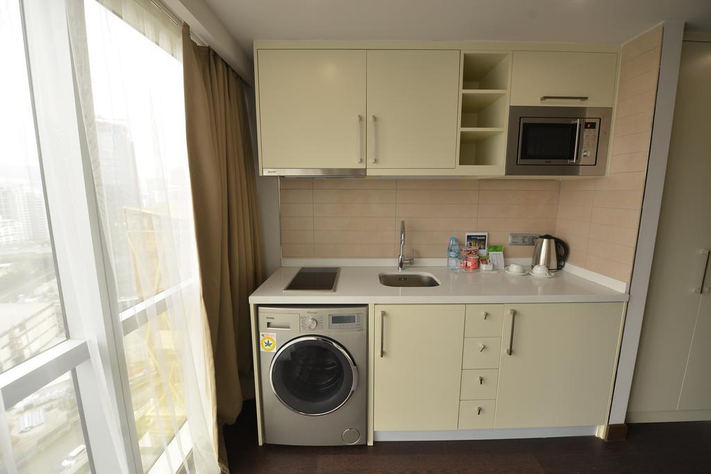 Mac Hotel Vazo Kule Istanboel Buitenkant foto